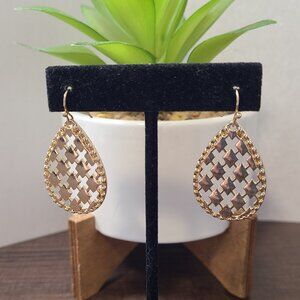 Unbranded Gold Tone Dangle Drop Earrings Pre-Owned Ladies Fashion Vintage